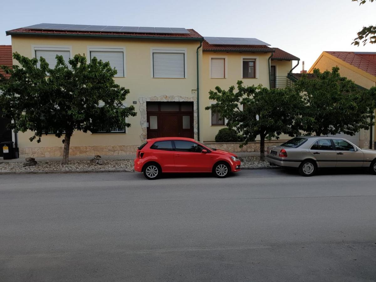 Ferienwohnung Koppi Pamhagen Luaran gambar